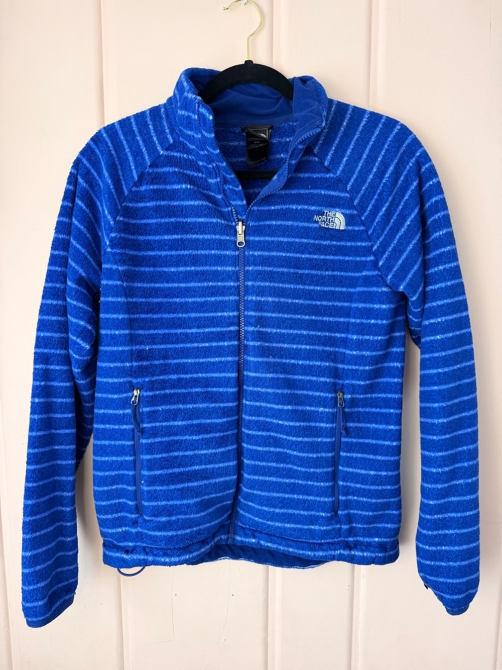 The North Face women’s Blue Striped Fleece Jacket szMedium